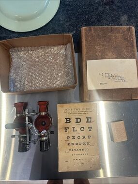 Antique Neu-Vita London Eye Massager Device w/ Box & Chart Quackery Optometry